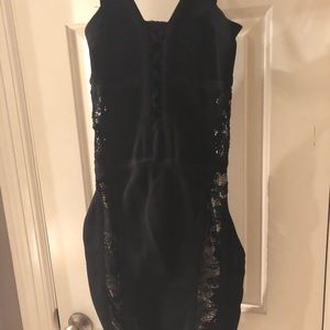Sexy!! Bebe Bodycon / lace / criss cross dress